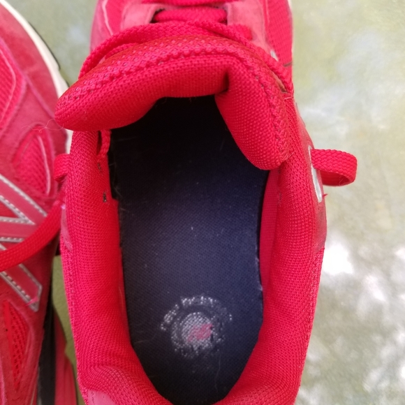 New Balance 990 Sneakers in Boys/ Youth size 6.5 fits women’s size 7.5-8 - Picture 9 of 9